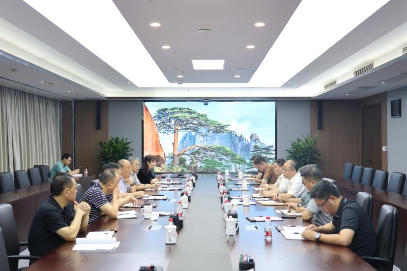 合肥市包河區(qū)區(qū)委副書記、區(qū)長(zhǎng)李煒一行到公司調(diào)研
